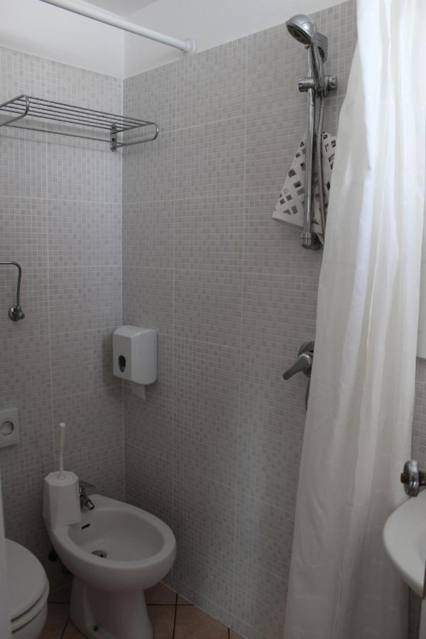 רימיני Hotel Mora מראה חיצוני תמונה